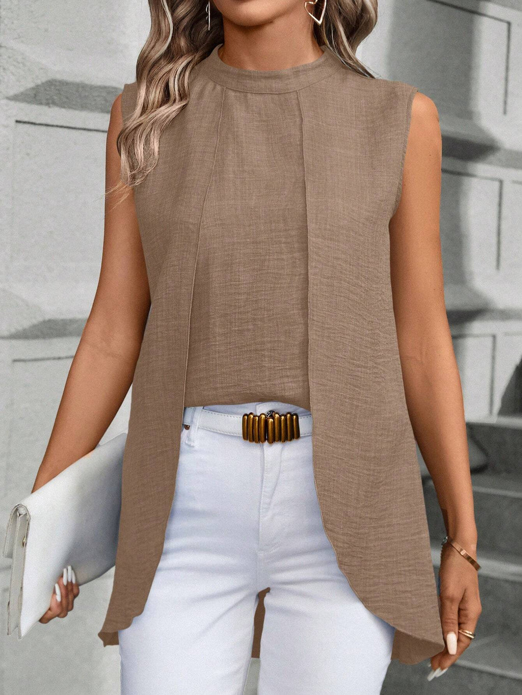 EMERY ROSE Women'S Asymmetrical Hem Sleeveless Blouse